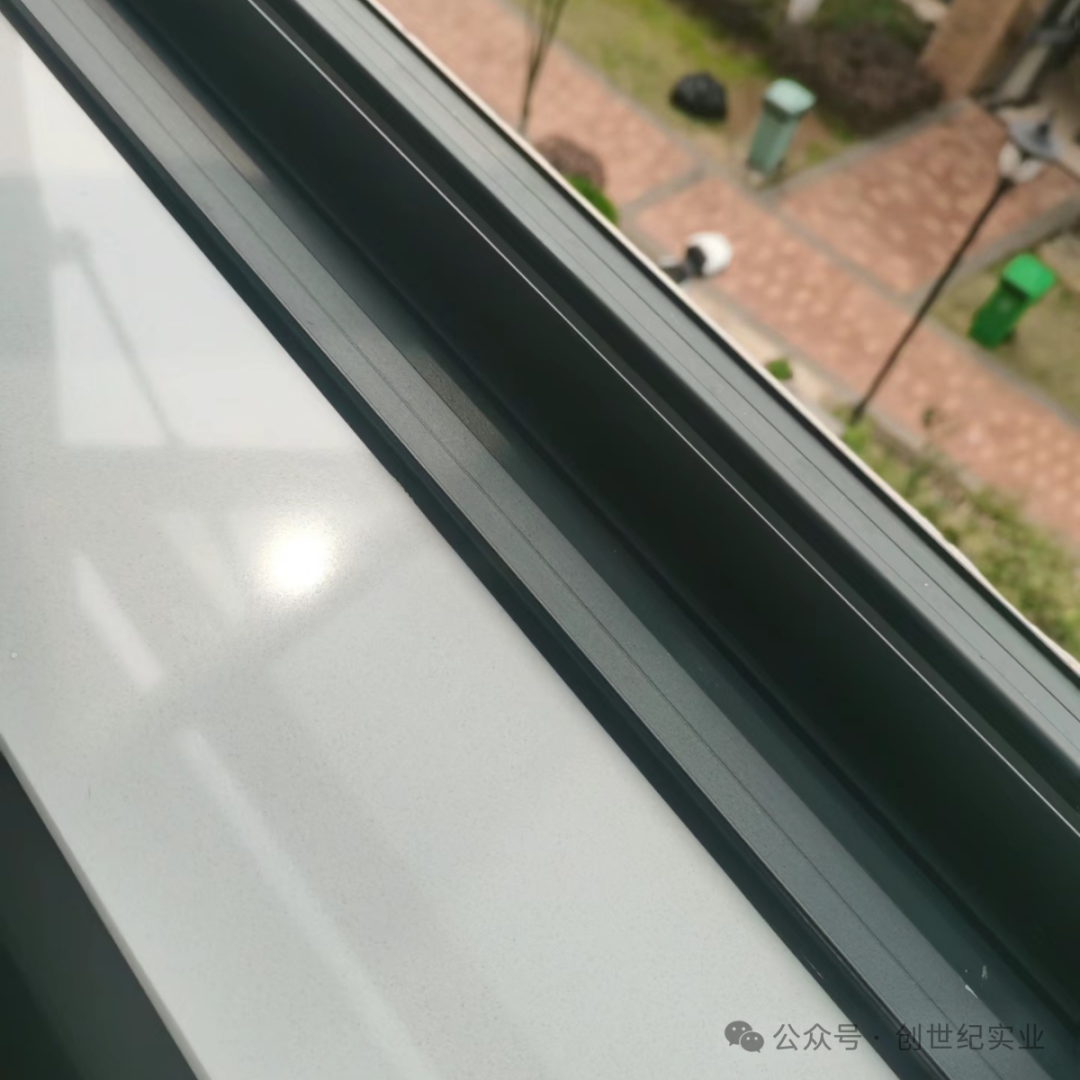 How To Properly Apply Silicone Sealant on Windows And Doors